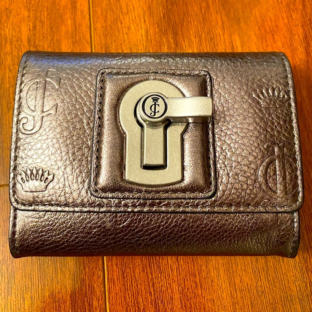 NEW Juicy Couture Lock Wallet